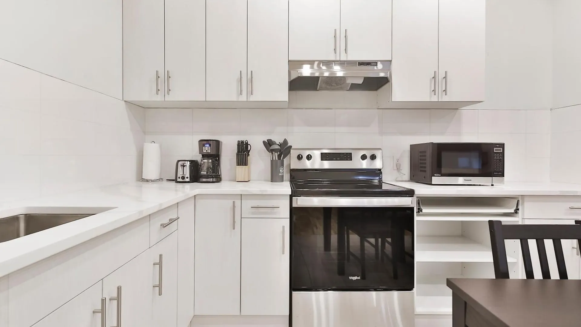 Apartment Stanley Suites Montreal Canada